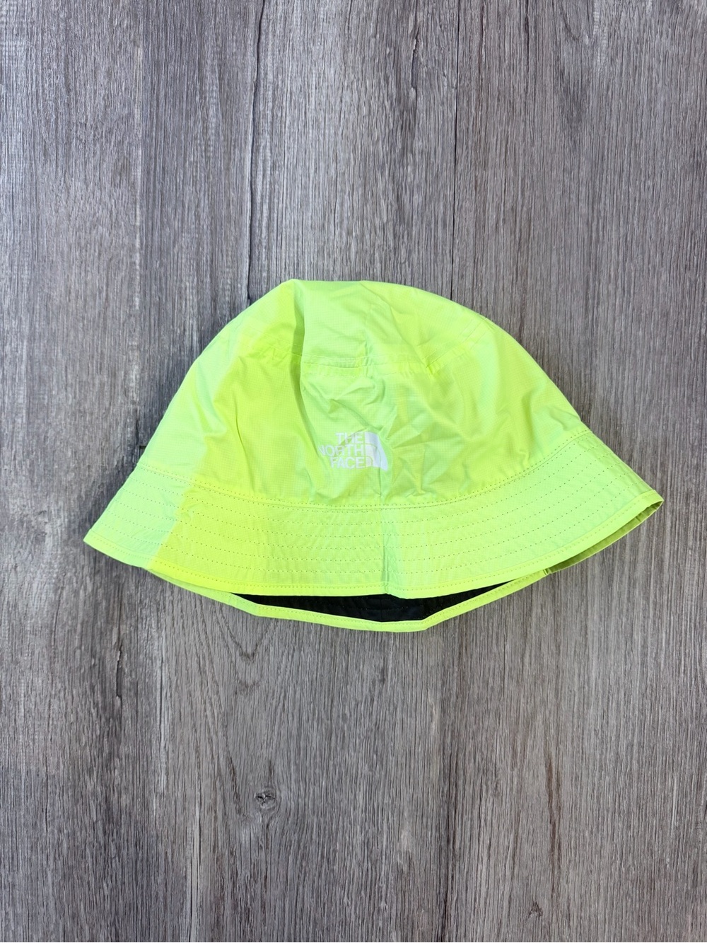 THE NORTH FACE Neon Reversible Packable Bucket Hat